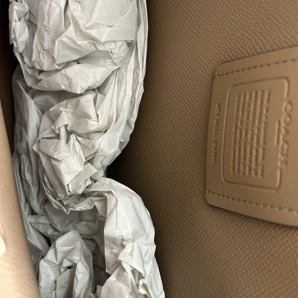 Coach Mollie Tote 25 Sand Chalk Signature Canvas Leather Bag NEW - Picture 6 of 13